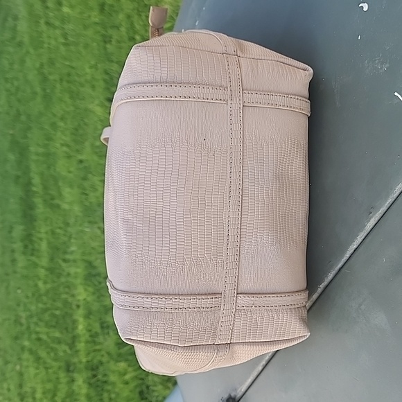 DKNY Croc Embossed Cream Leather Tote Bag with Tag - Picture 5 of 13